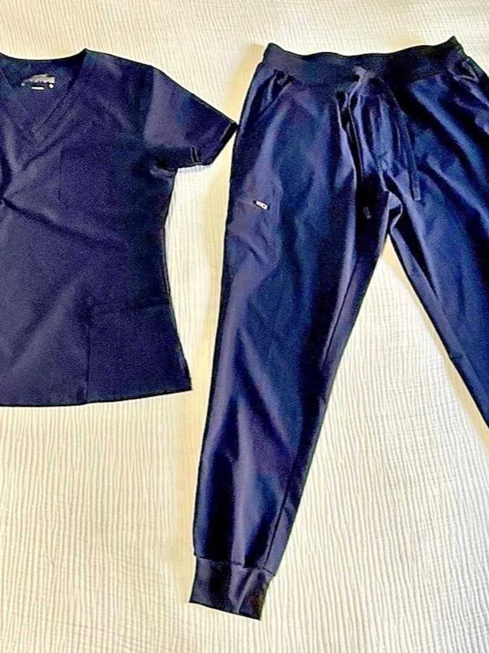 CozyFit matching scrub set in Navy - Medium